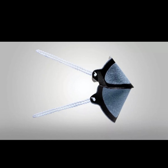 New Balance Face Mask - Picture 4 of 5